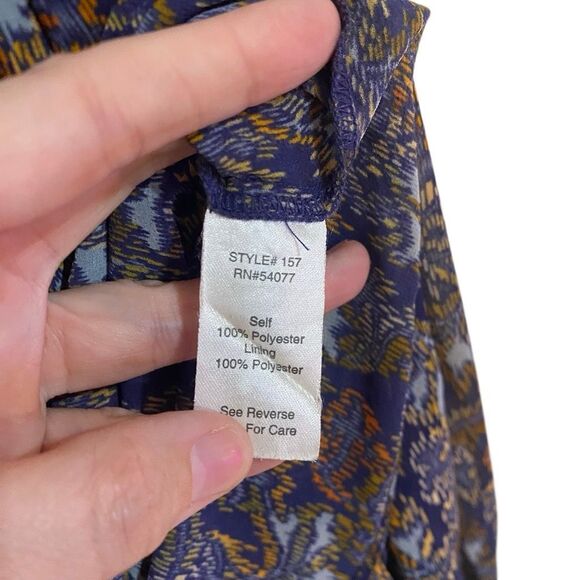 CAbi Tapestry Print Blouse Style #157 Size Medium - Picture 3 of 6